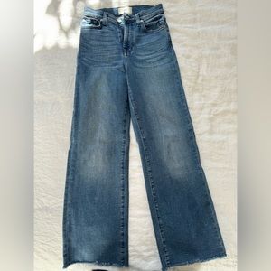 Seven for all mankind, size 24 cropped Alexa